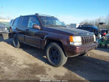  Salvage Jeep Grand Cherokee