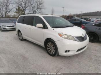  Salvage Toyota Sienna