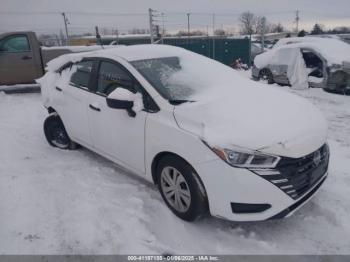  Salvage Nissan Versa