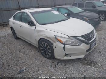  Salvage Nissan Altima