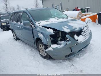  Salvage Chrysler Town & Country