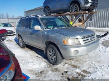  Salvage Toyota Highlander