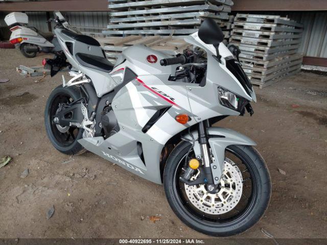  Salvage Honda Cbr600