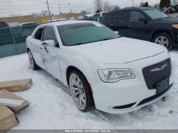  Salvage Chrysler 300