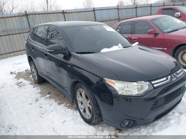  Salvage Mitsubishi Outlander