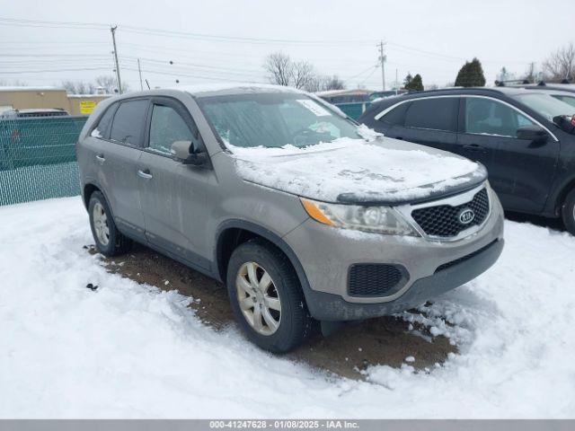  Salvage Kia Sorento