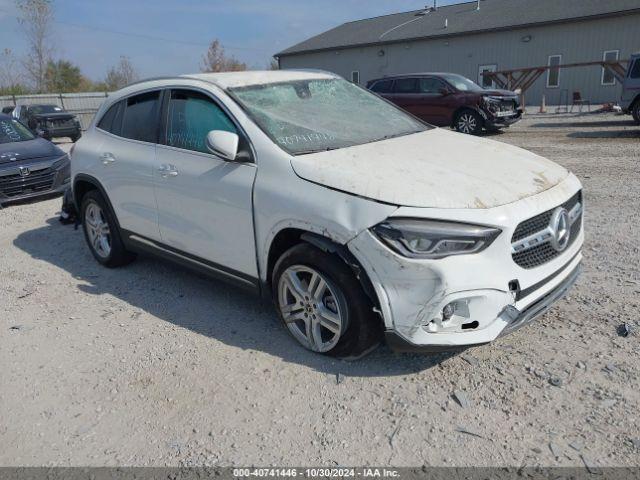  Salvage Mercedes-Benz GLA