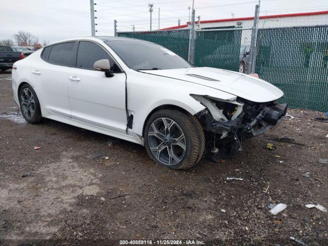  Salvage Kia Stinger