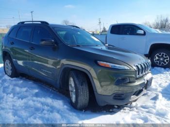  Salvage Jeep Cherokee