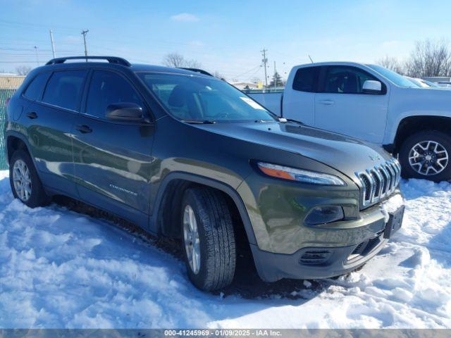  Salvage Jeep Cherokee