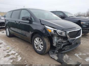  Salvage Kia Sedona