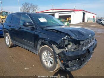  Salvage Jeep Grand Cherokee