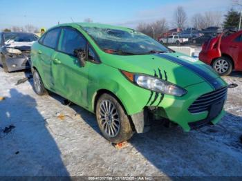  Salvage Ford Fiesta