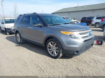  Salvage Ford Explorer