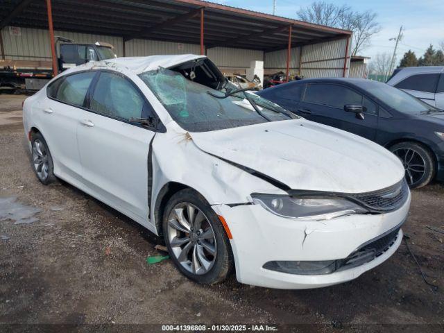  Salvage Chrysler 200