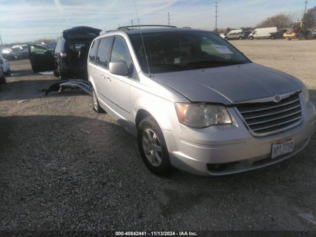  Salvage Chrysler Town & Country