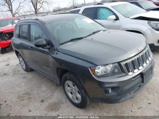  Salvage Jeep Compass