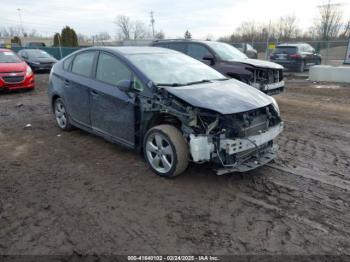  Salvage Toyota Prius