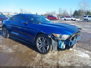  Salvage Ford Mustang