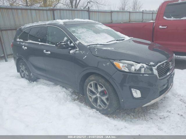  Salvage Kia Sorento