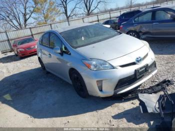  Salvage Toyota Prius