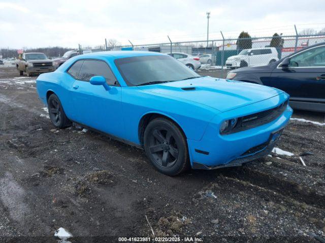  Salvage Dodge Challenger