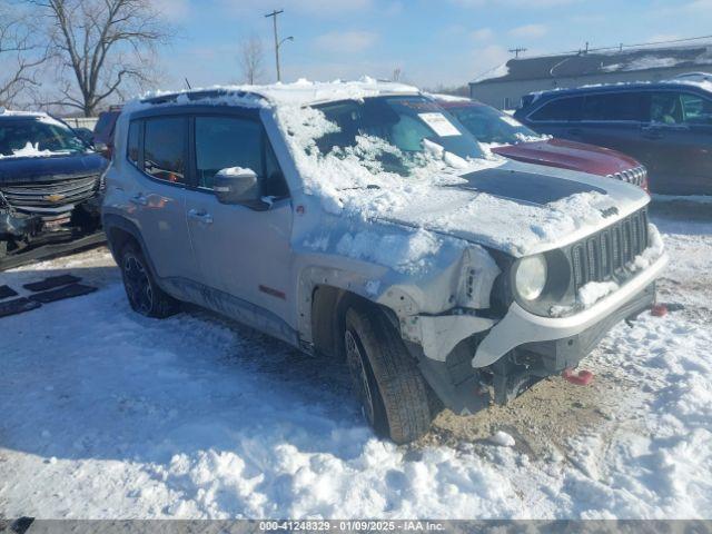  Salvage Jeep Renegade