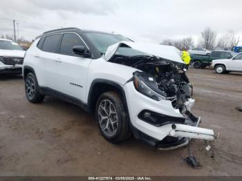  Salvage Jeep Compass