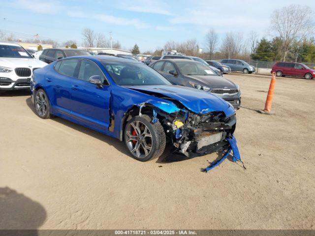  Salvage Kia Stinger