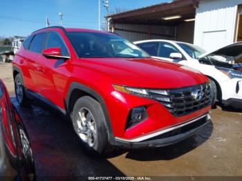  Salvage Hyundai TUCSON