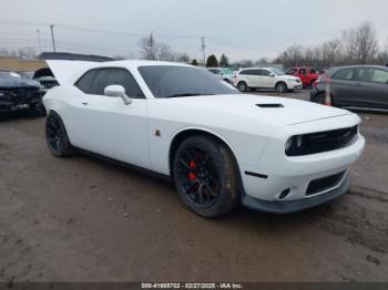  Salvage Dodge Challenger