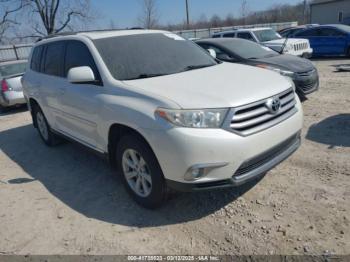  Salvage Toyota Highlander