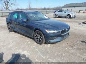  Salvage Volvo V60