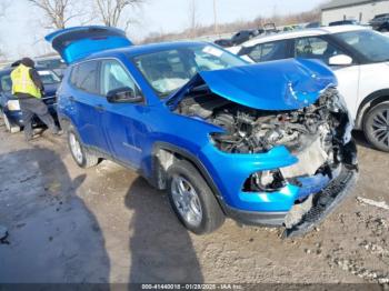  Salvage Jeep Compass