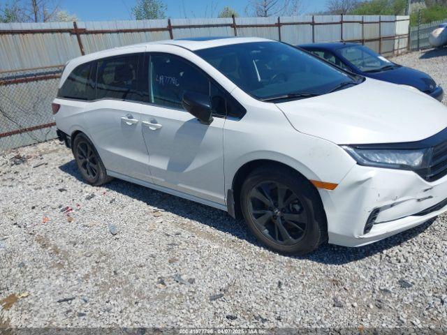  Salvage Honda Odyssey