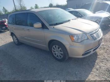  Salvage Chrysler Town & Country