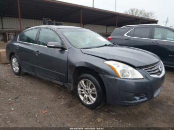 Salvage Nissan Altima
