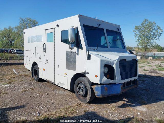 Salvage Freightliner Mt45g