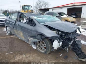  Salvage Toyota Prius