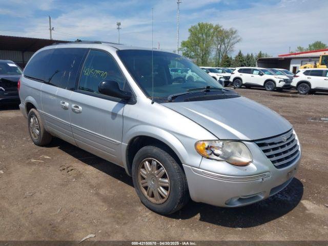  Salvage Chrysler Town & Country