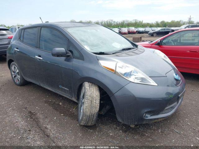  Salvage Nissan LEAF