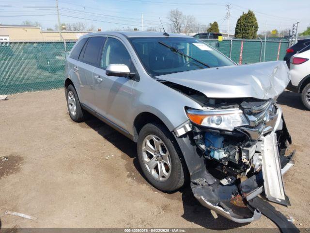  Salvage Ford Edge