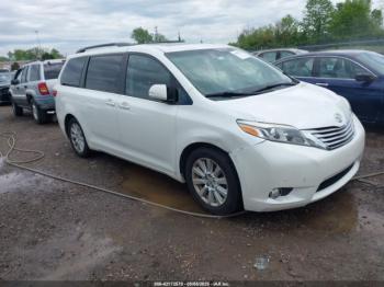  Salvage Toyota Sienna