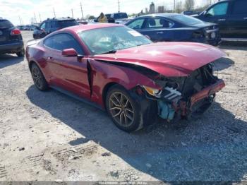  Salvage Ford Mustang