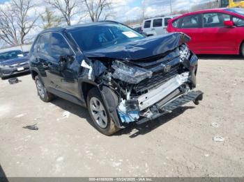  Salvage Toyota RAV4