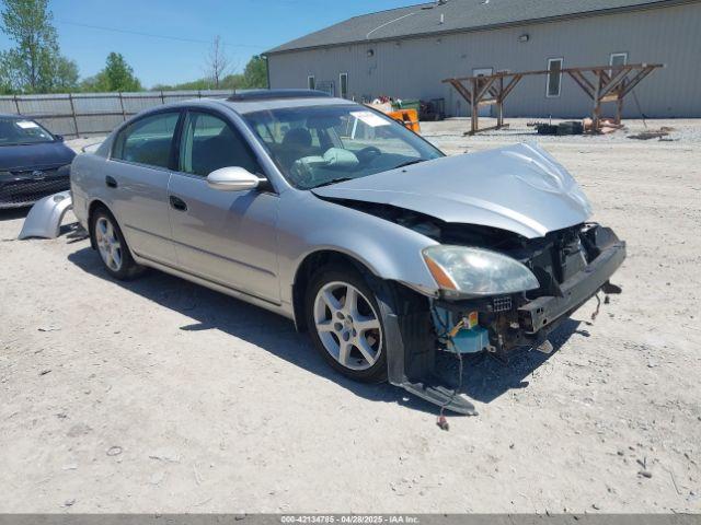  Salvage Nissan Altima