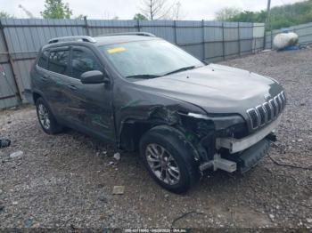  Salvage Jeep Cherokee