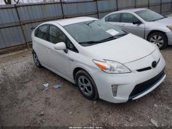  Salvage Toyota Prius