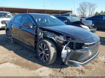  Salvage Toyota Crown