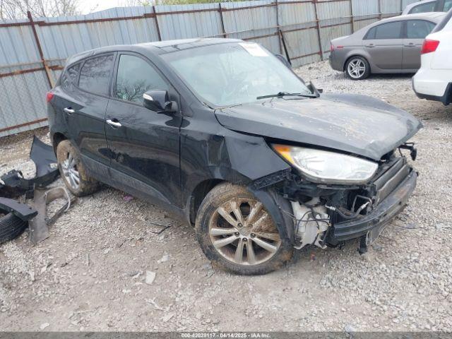  Salvage Hyundai TUCSON